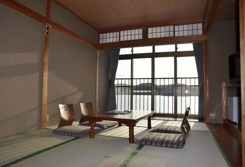 Ryokan Kahan No Yado Karatsu Castle