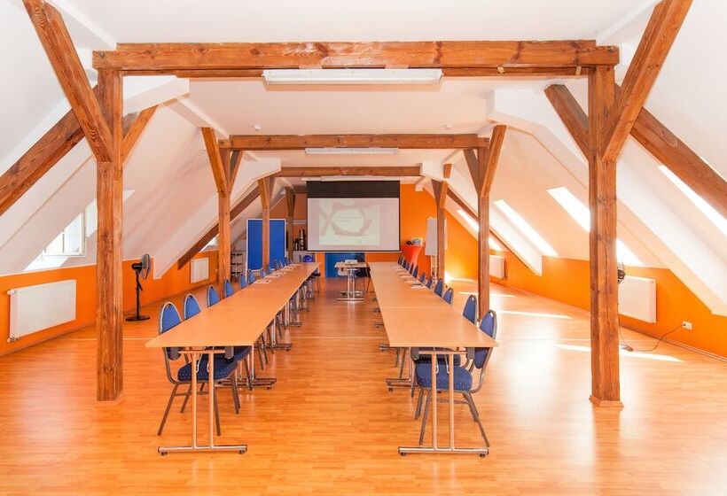 호텔 a&o Leipzig Hauptbahnhof