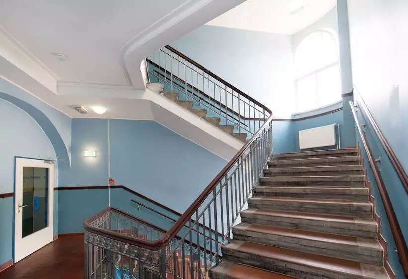 호텔 a&o Leipzig Hauptbahnhof