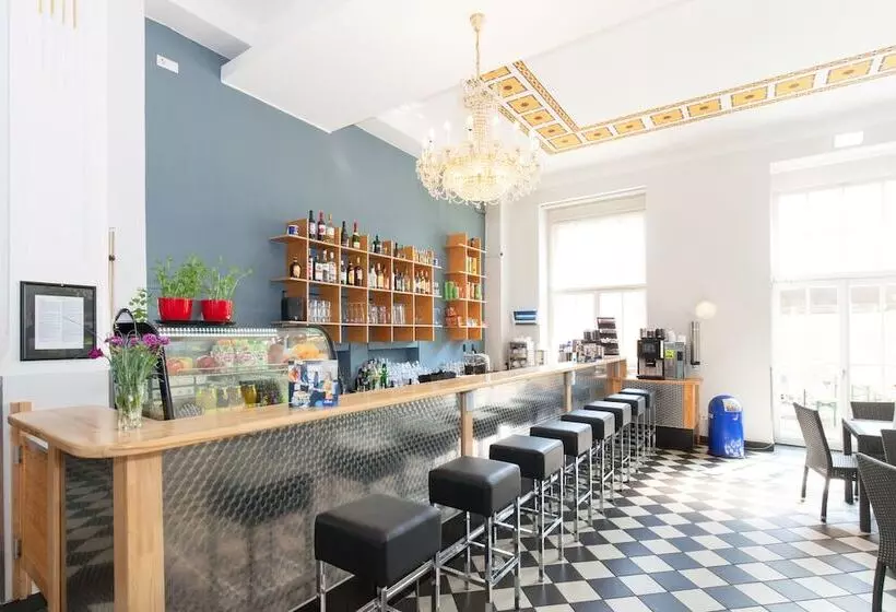 호텔 a&o Leipzig Hauptbahnhof