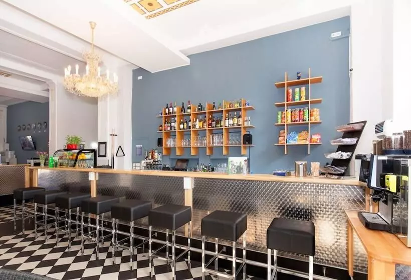 호텔 a&o Leipzig Hauptbahnhof