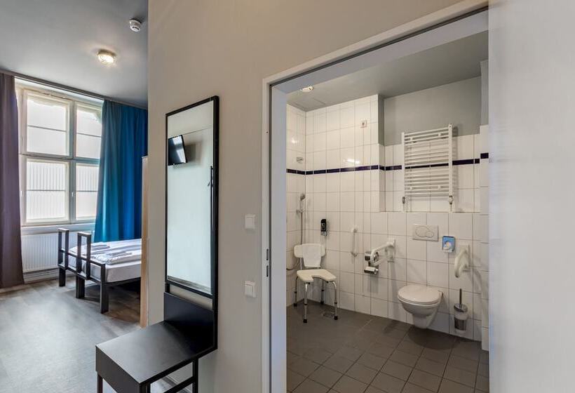 호텔 a&o Leipzig Hauptbahnhof