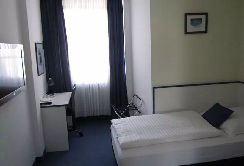 Отель City Kräme Am Römer Self Check In