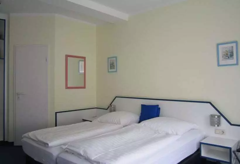 Отель City Kräme Am Römer Self Check In