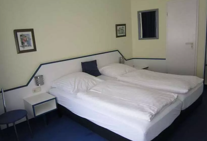 Отель City Kräme Am Römer Self Check In