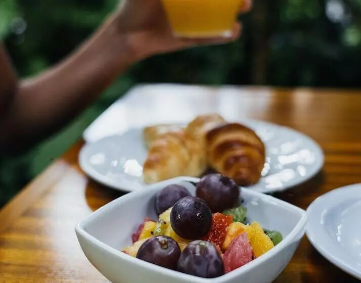 هتل Dimitile Hôtel & Spa