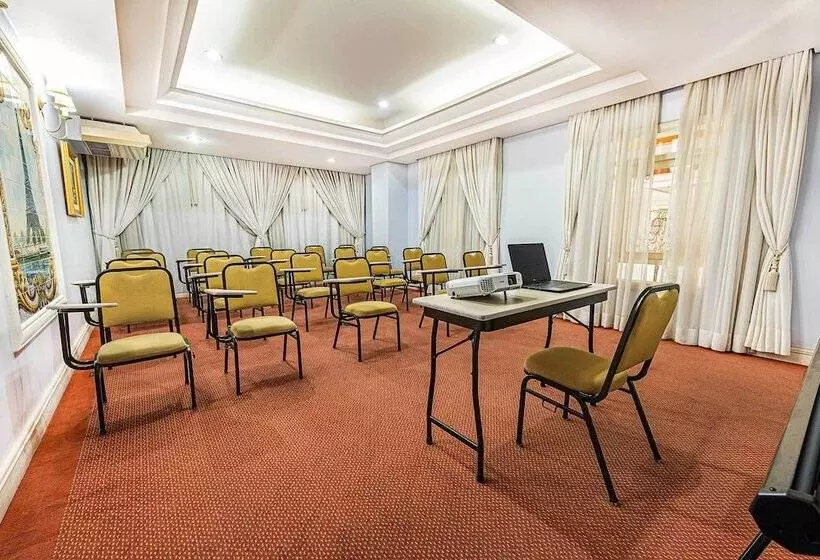 ホテル Euro Suite Campinas