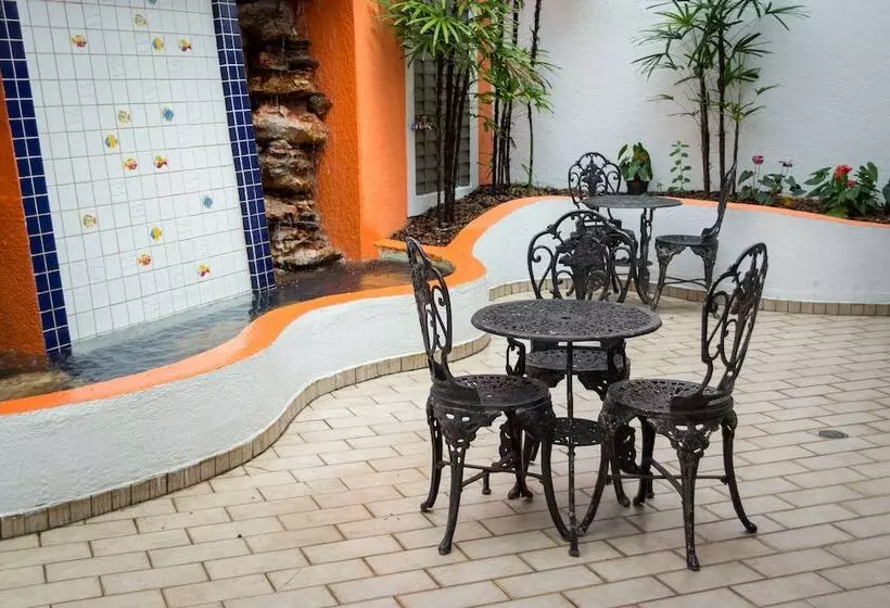 ホテル Euro Suite Campinas