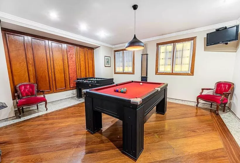 ホテル Euro Suite Campinas