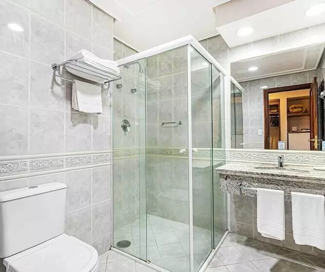 ホテル Euro Suite Campinas