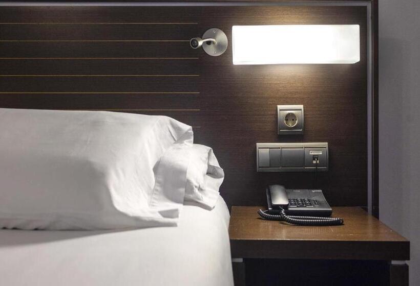 בית מלון כפרי Globales Castillo De Ayud