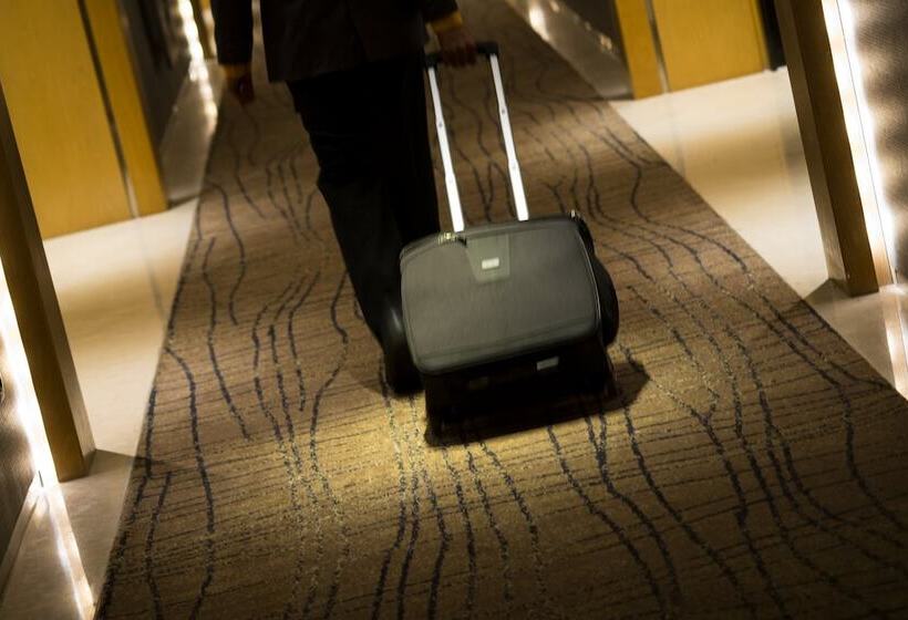 בית מלון כפרי Grand Mercure Medan Angkasa