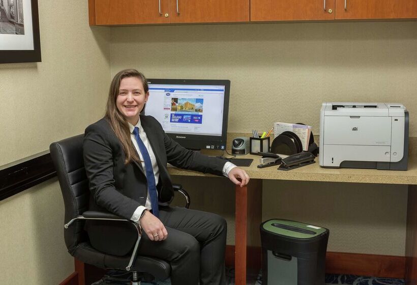 فندق Hampton Inn & Suites Knoxvilledowntown