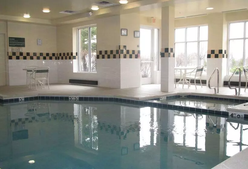 호텔 Hilton Garden Inn Addison