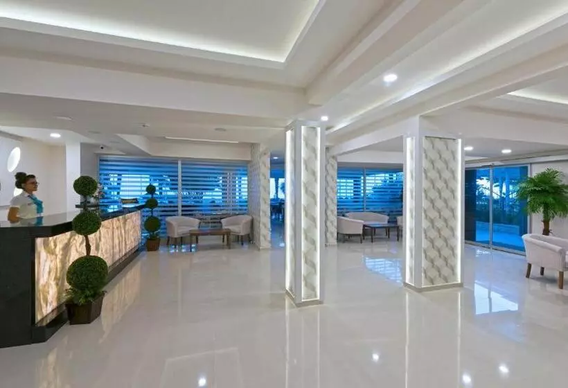 Kleopatra Life Hotel & Spa