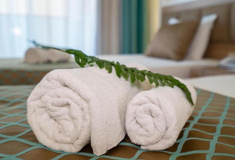 Kleopatra Life Hotel & Spa