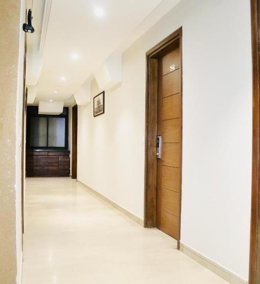 ホテル Magic Tree Karol Bagh Metro Station New Delhi