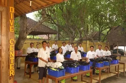 Отель Pondok Sari Pemuteran