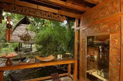 Отель Pondok Sari Pemuteran