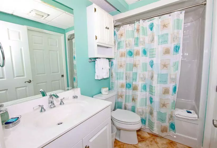 Отель Resortquest Rentals At High Pointe Resort