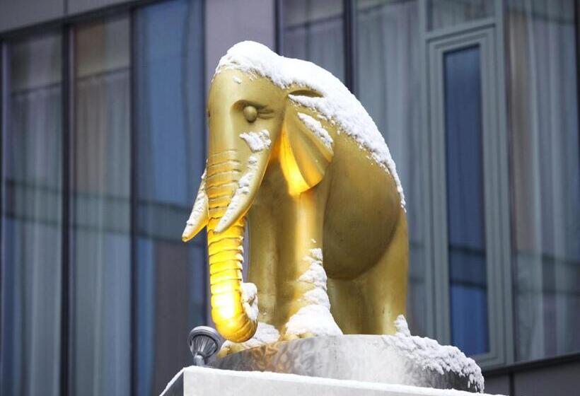 Otel Rixwell Elefant