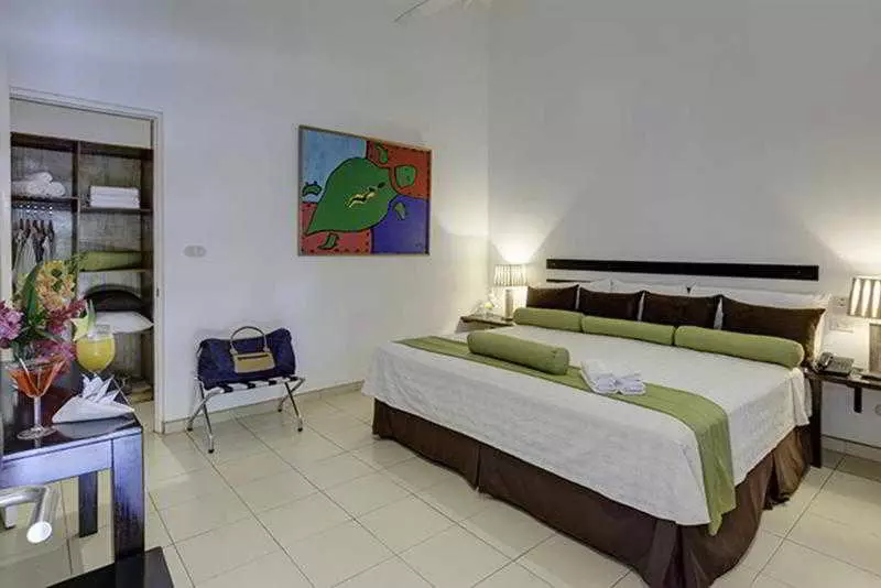 ホテル Seis Playas