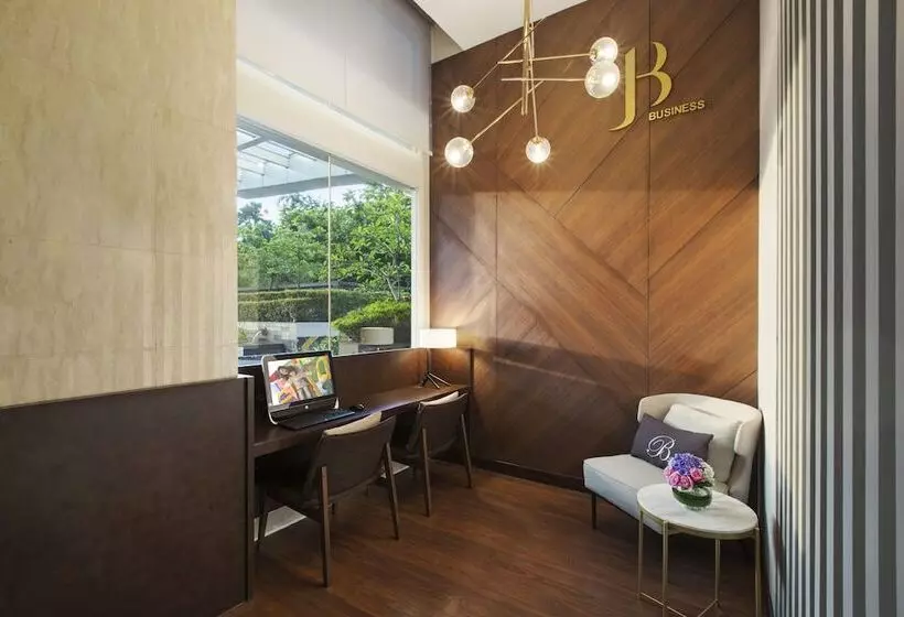 ホテル Somerset Berlian Jakarta