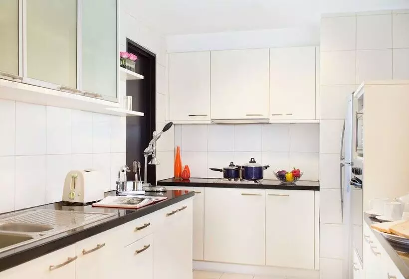 ホテル Somerset Berlian Jakarta