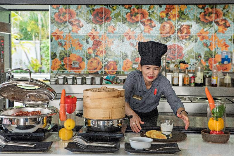 호텔 The Sunset Beach Resort & Spa Taling Ngam