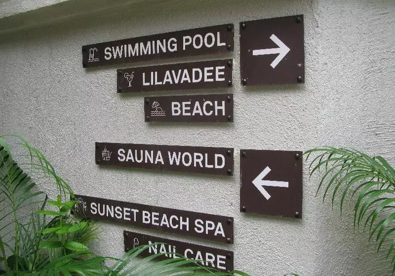 Szálloda The Sunset Beach Resort & Spa Taling Ngam