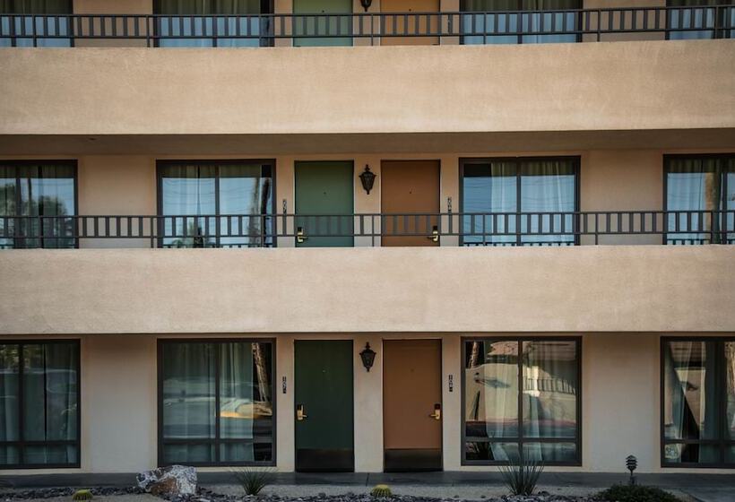 Vagabond Motor Hotel Palm Springs