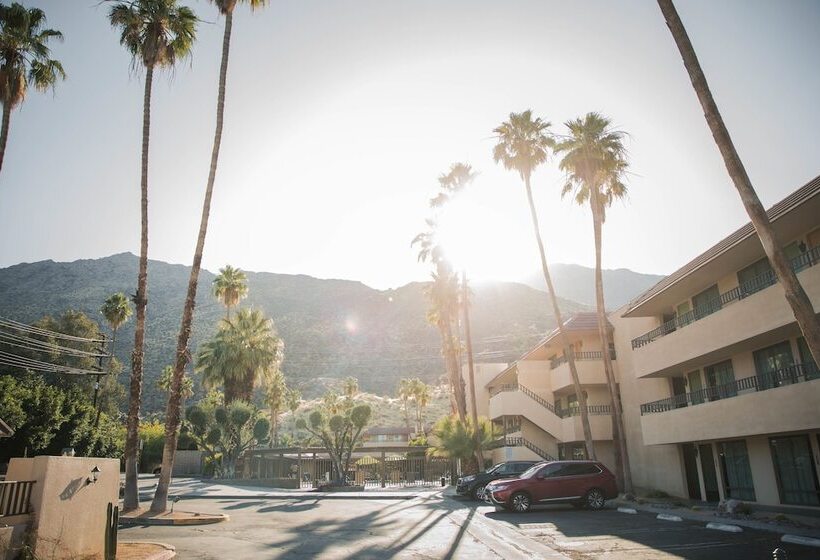 Vagabond Motor Hotel Palm Springs