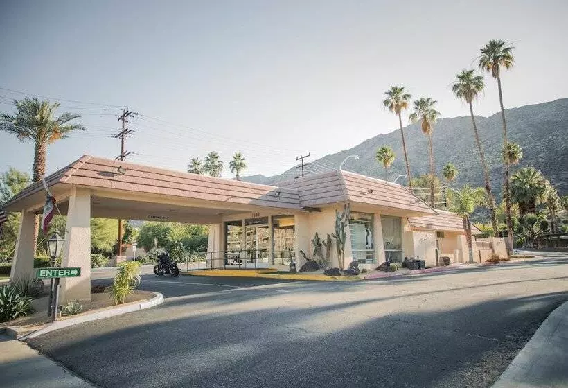 Vagabond Motor Hotel   Palm Springs