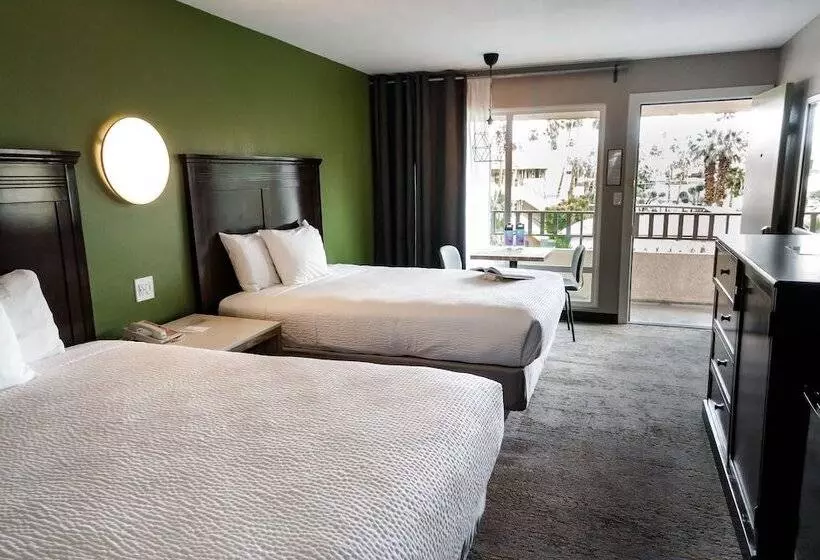 Vagabond Motor Hotel   Palm Springs