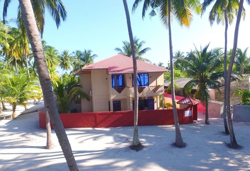 هتل Riveli Retreat Mathiveri