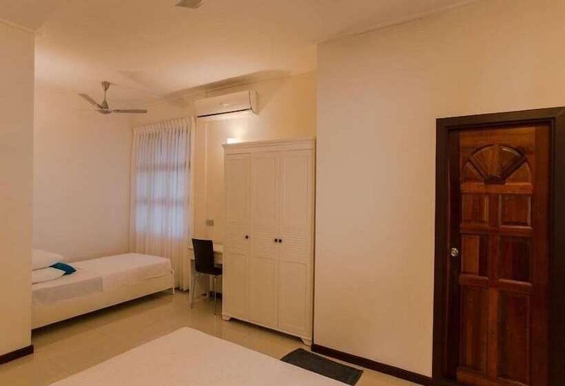 هتل Riveli Retreat Mathiveri