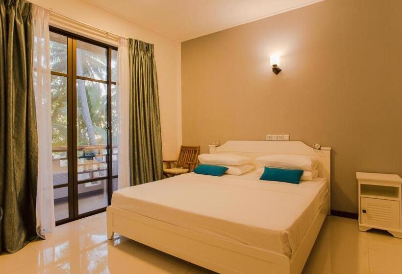 هتل Riveli Retreat Mathiveri