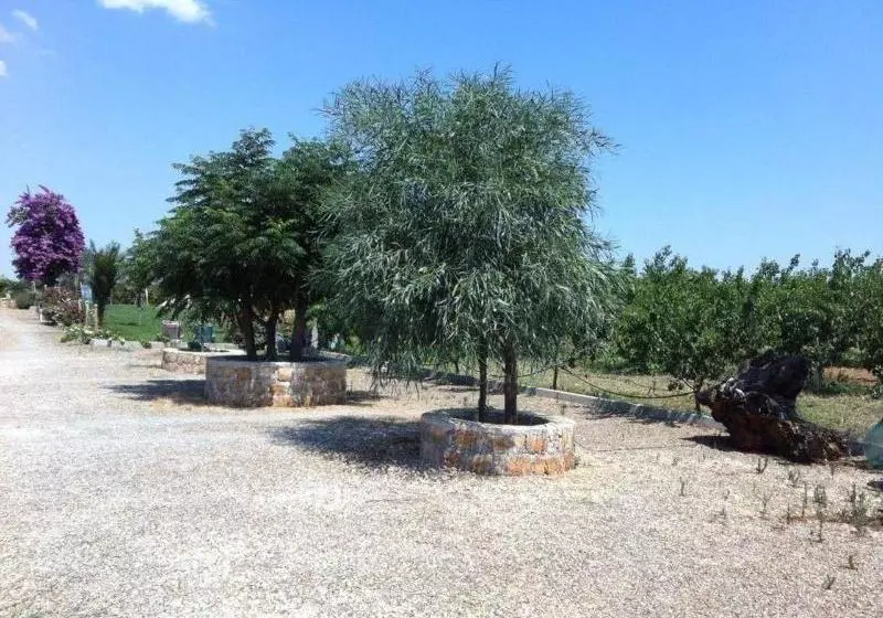 Hotelli Agriturismo Biologico Sant'andrea