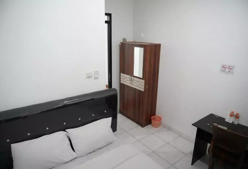 Hotelli Casa Feby Guest House