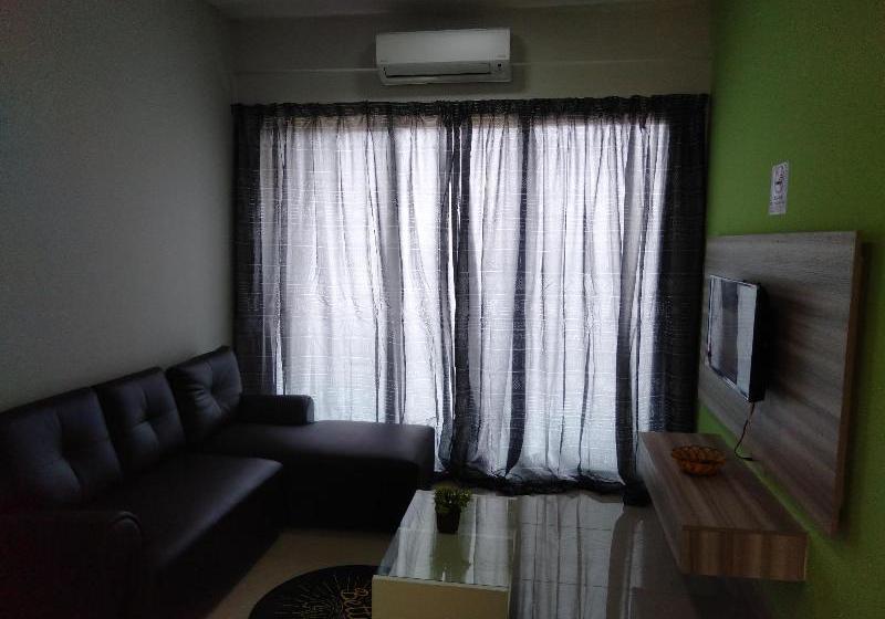 Отель Diyana Apartment