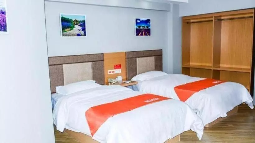 Hotelli Greentree Inn Xuzhou Yunlong District Lvdi Business City Shell