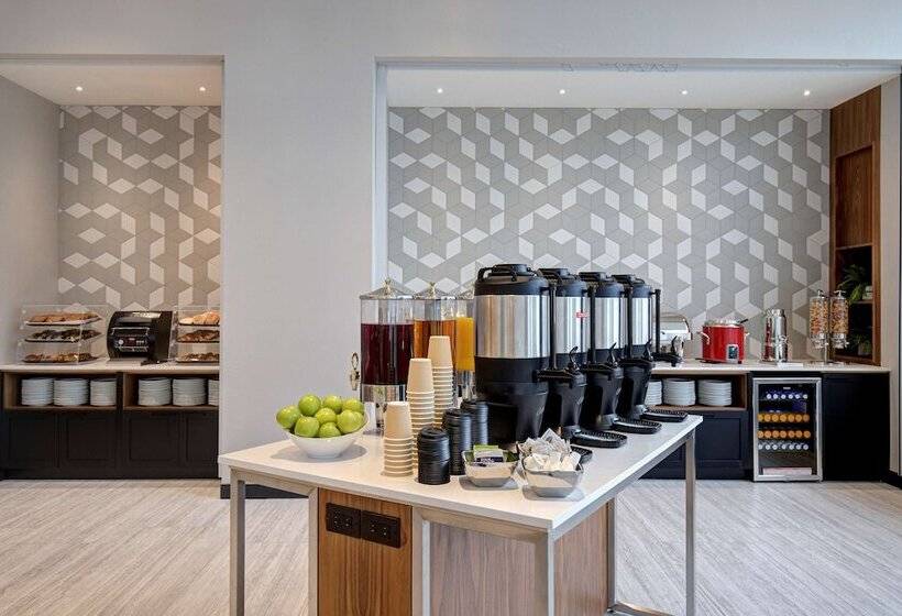 호텔 Hampton Inn By Hilton Montreal Downtown