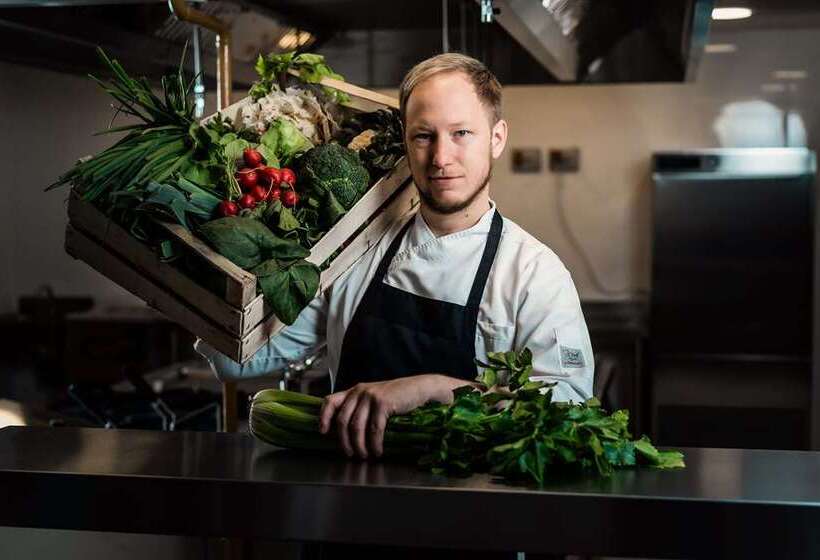 בית מלון כפרי Hilton Rijeka Costabella Beach Resort & Spa