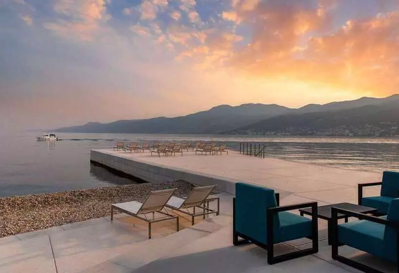 Hotelli Hilton Rijeka Costabella Beach Resort & Spa