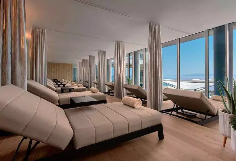 Hotelli Hilton Rijeka Costabella Beach Resort & Spa