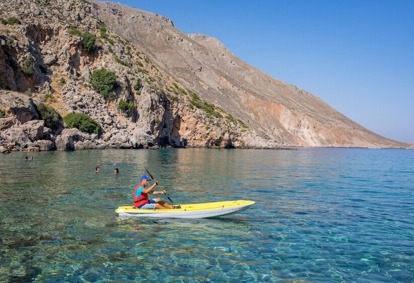 Hotel John Akroyiali Rooms