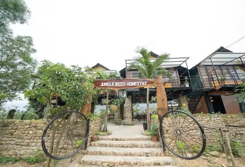 هتل Jungle Boss Homestay