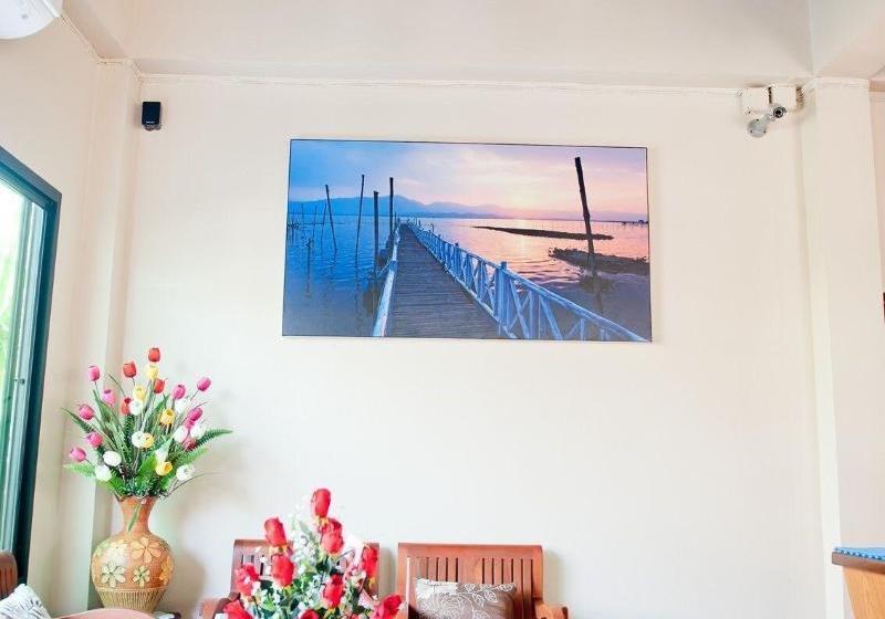 Отель Kwan Phayao Villa