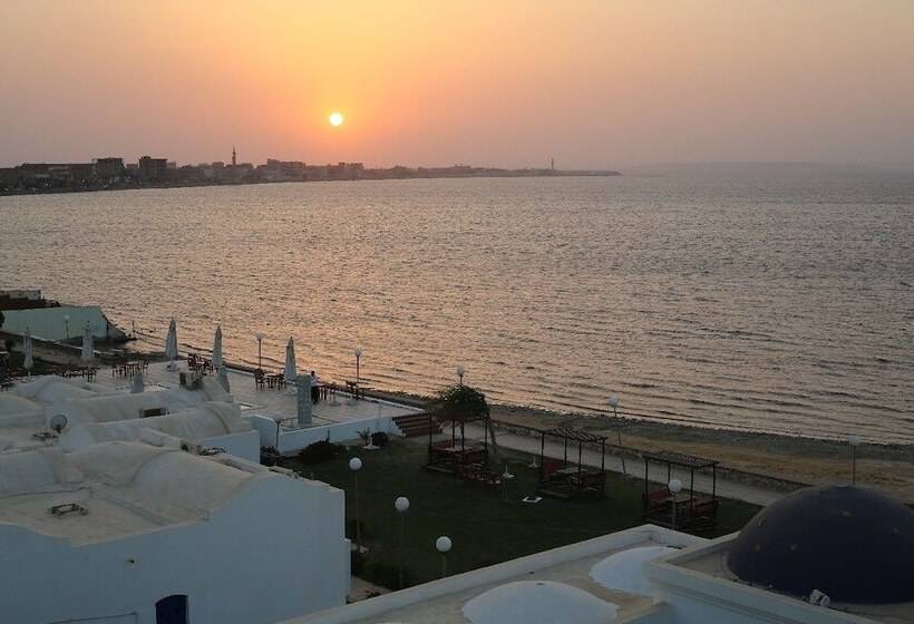 هتل New Panorama Resort