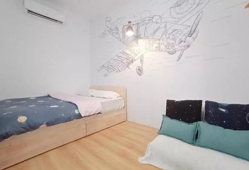 هتل Oyo 90188 Sibu Aeroplane Homestay2u